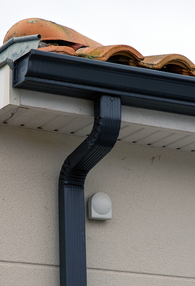Replacement Gutters and Downspouts